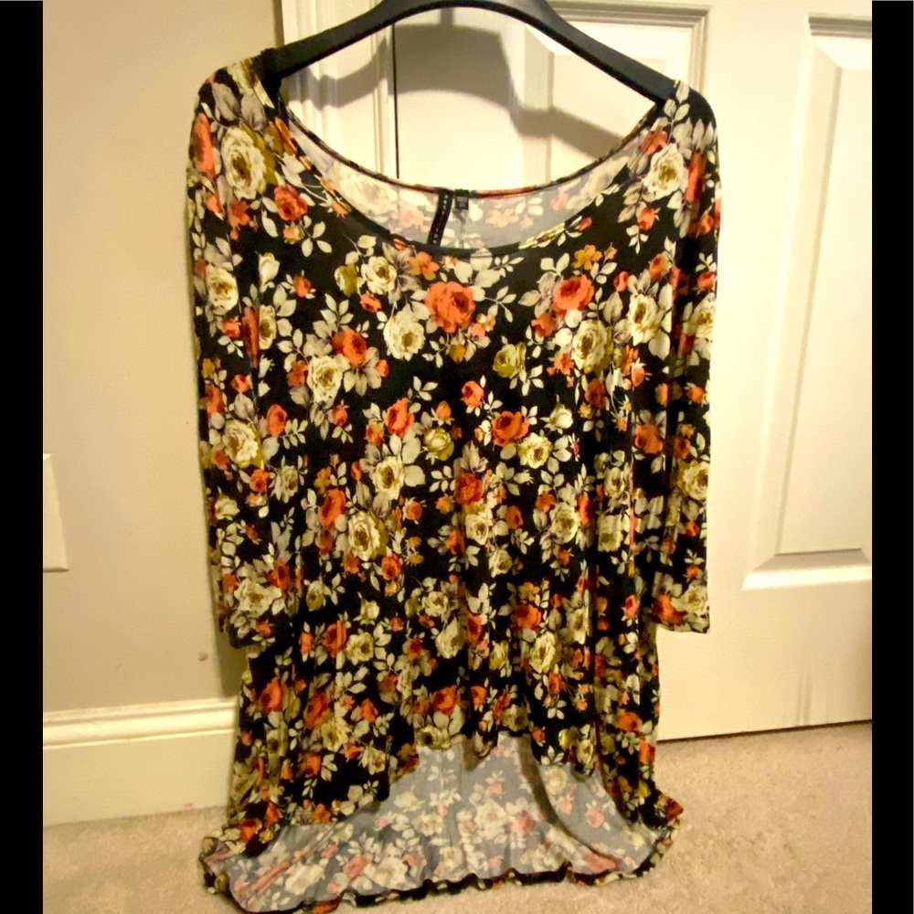 Flowery Cute Hi-Lo Top